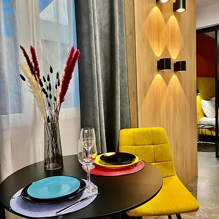Lejlighed Elegante Tres Colores